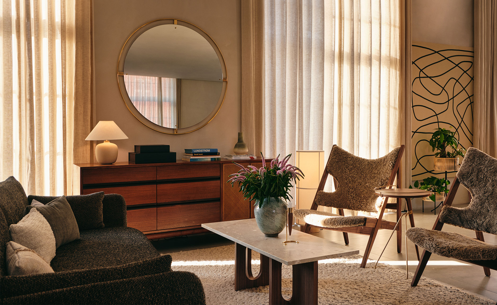 Androgyne Lounge Table