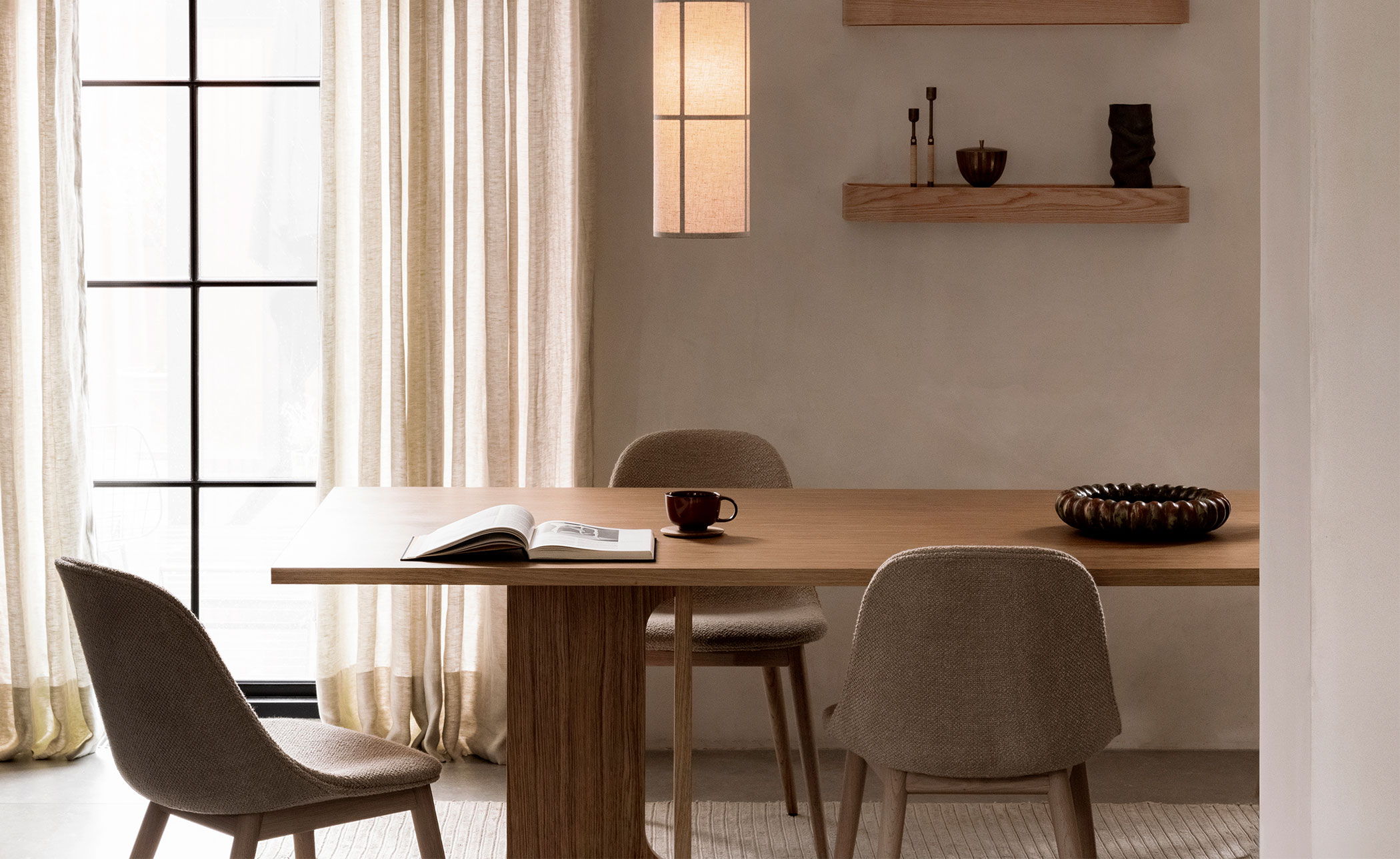 Androgyne Rectangular Dining Table