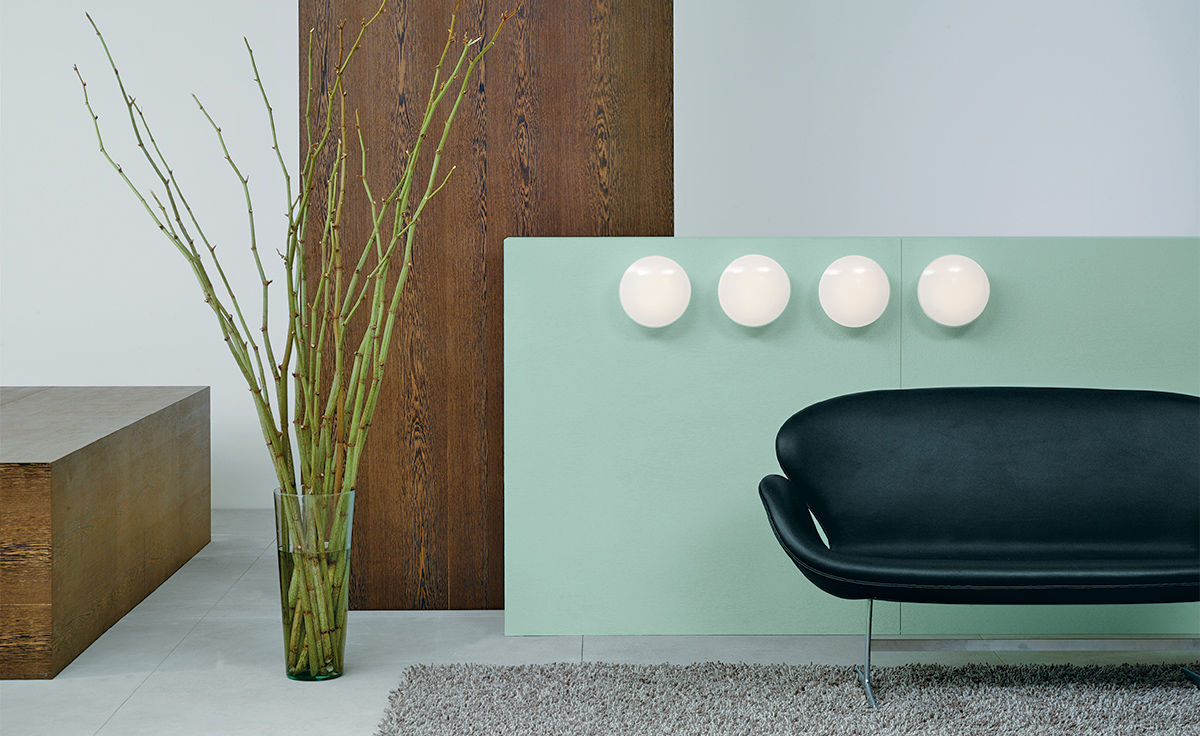 arne jacobsen eklipta wall/ceiling light
