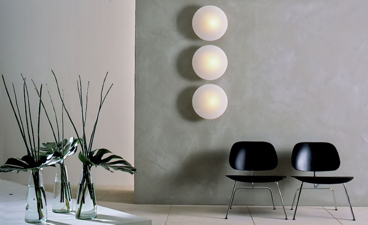 arne jacobsen eklipta wall/ceiling light