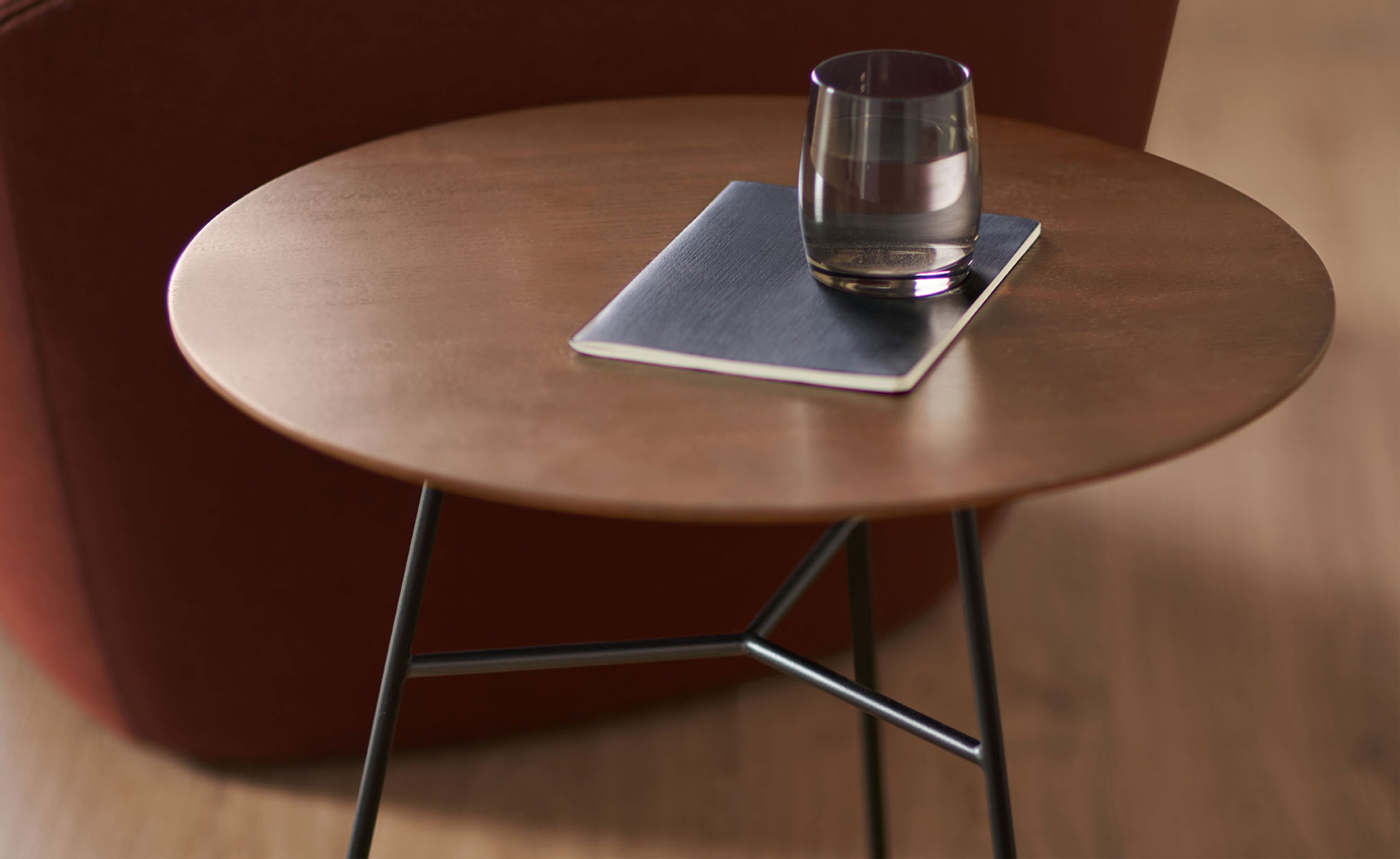 Bassa Side Table