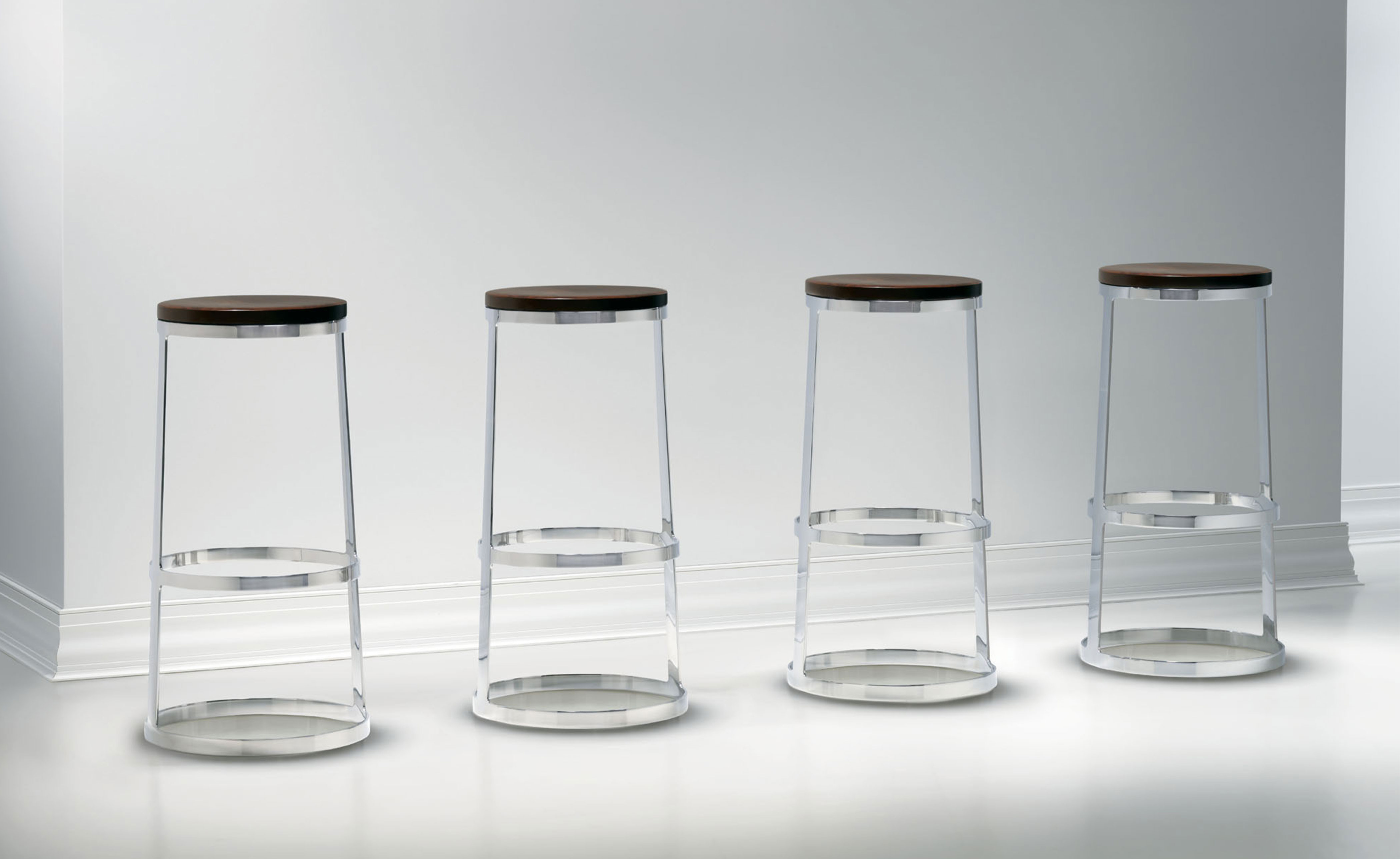 Aro Stool