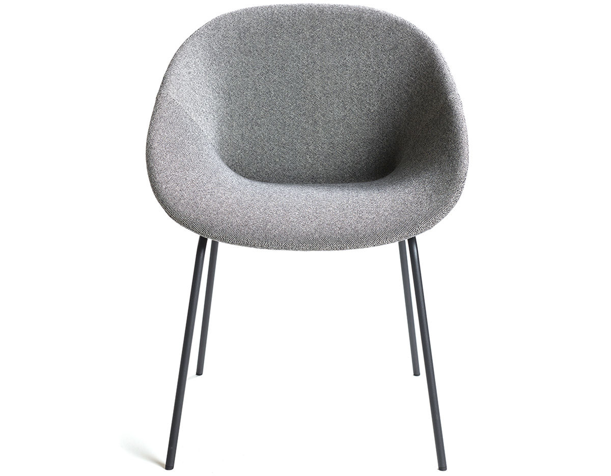 beso 4 leg armchair