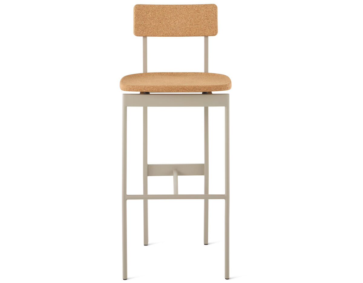 betwixt stool
