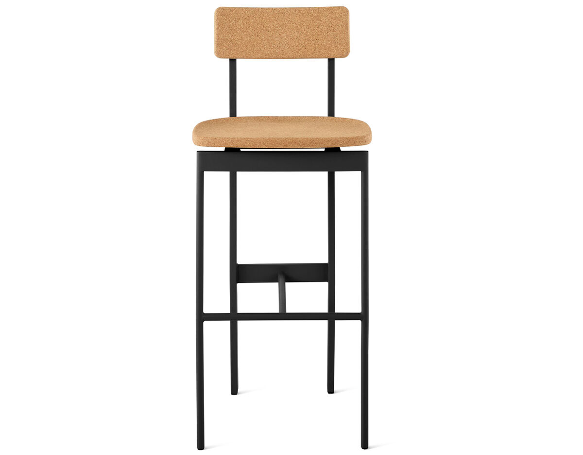 betwixt stool
