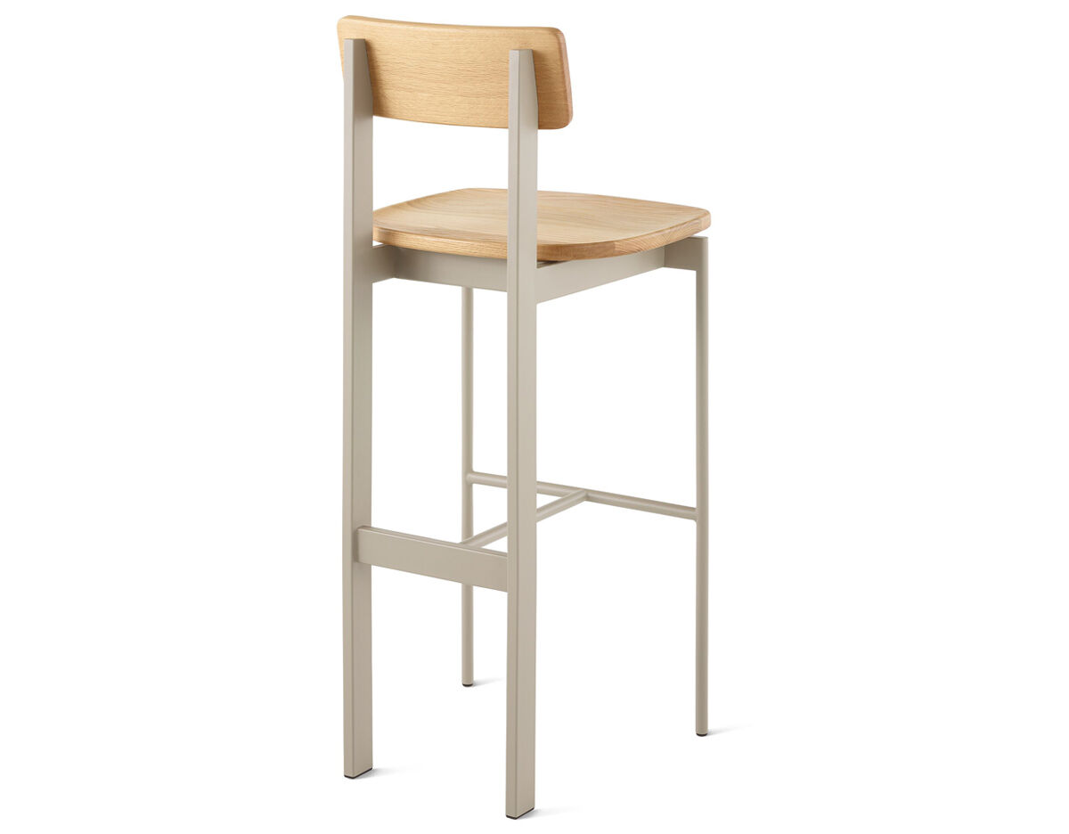 betwixt stool