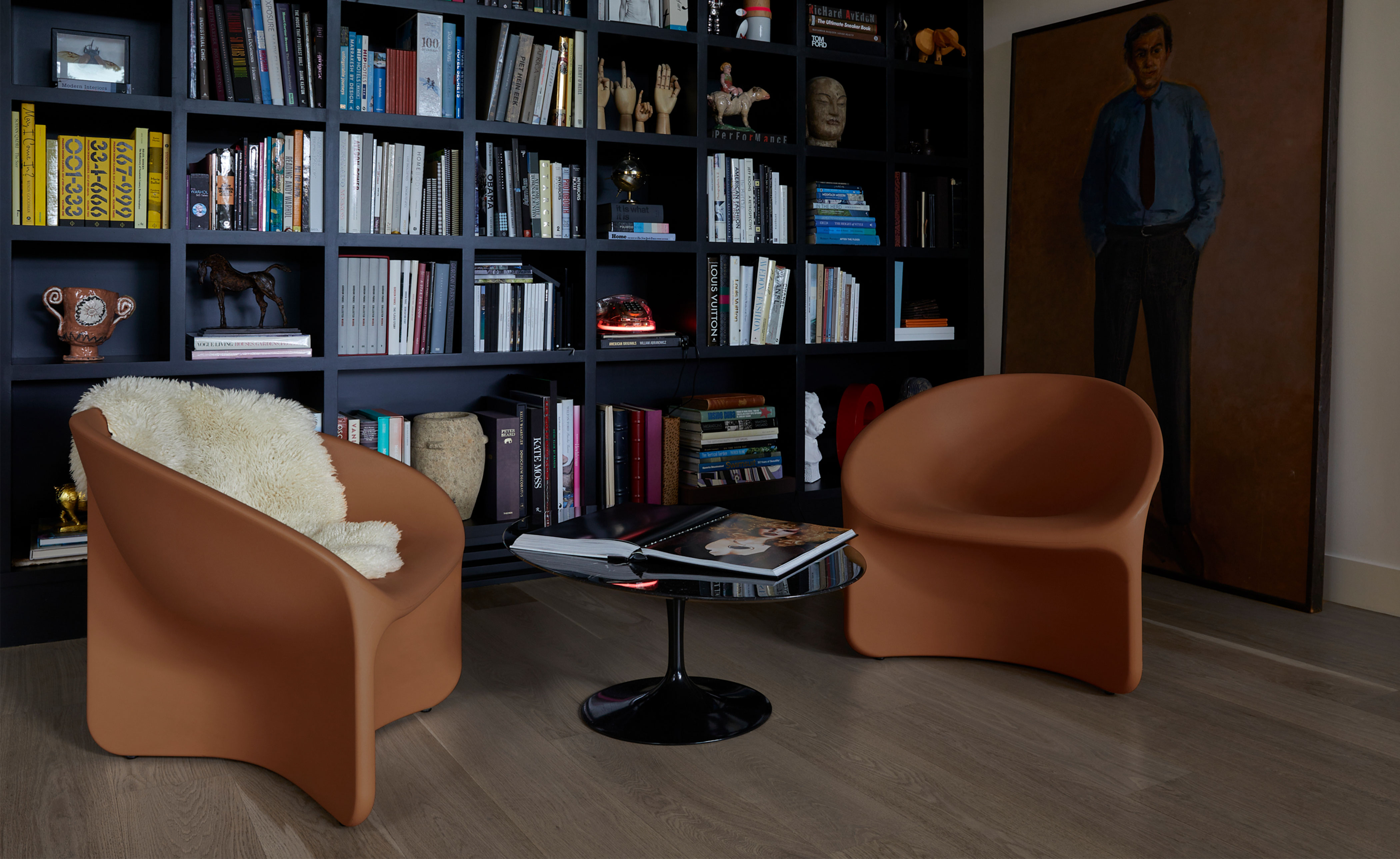 Bluff Lounge Chair