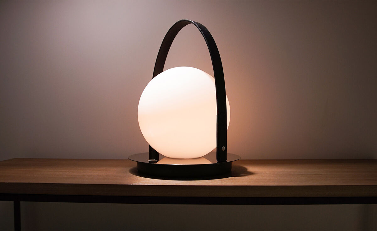bola lantern