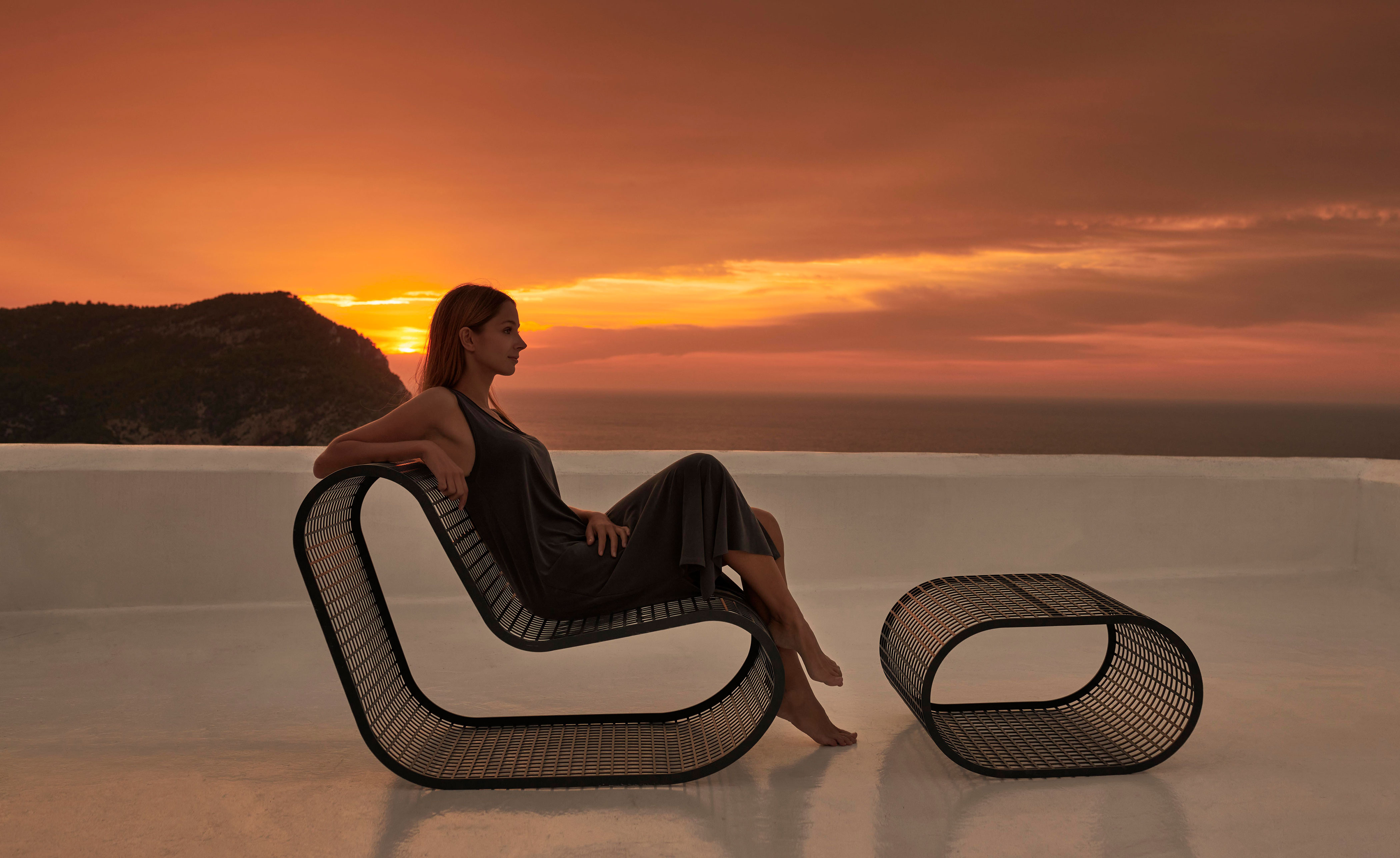 Buit Club Chair