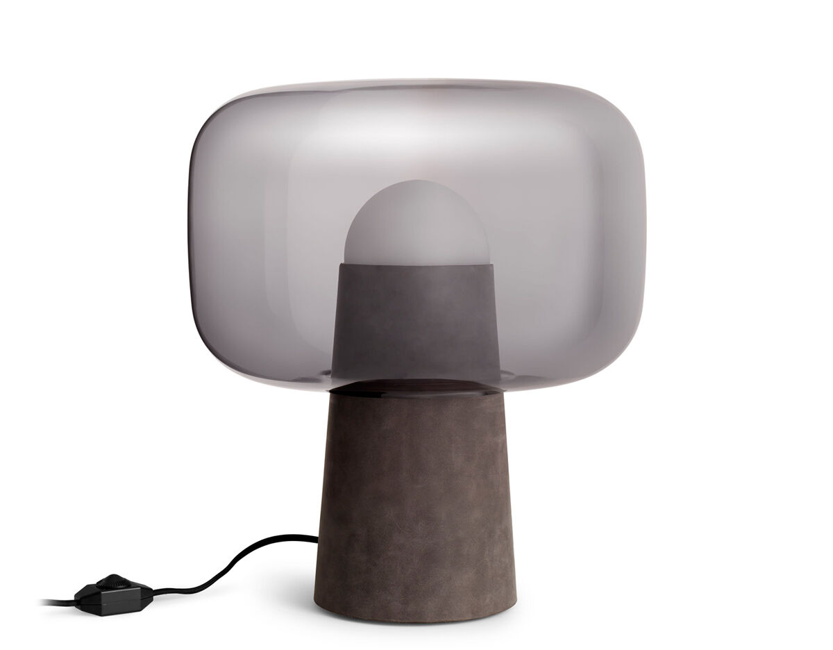 bully table lamp