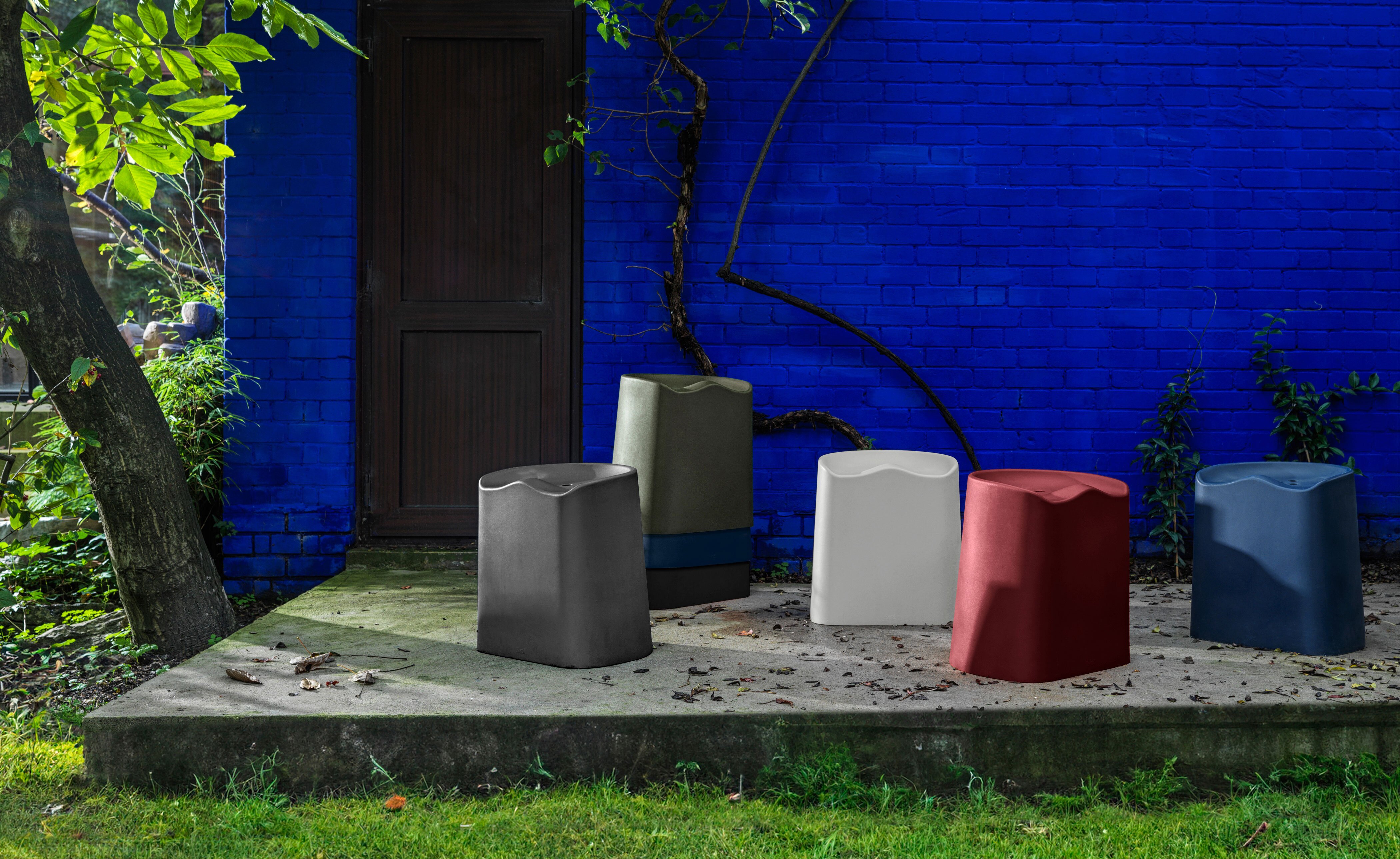 Butt Stacking Stool