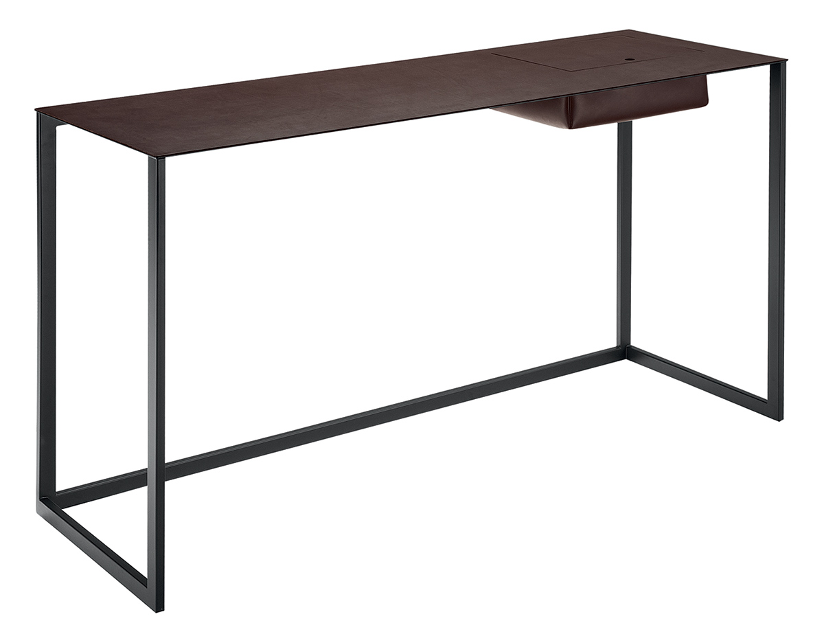 calamo desk