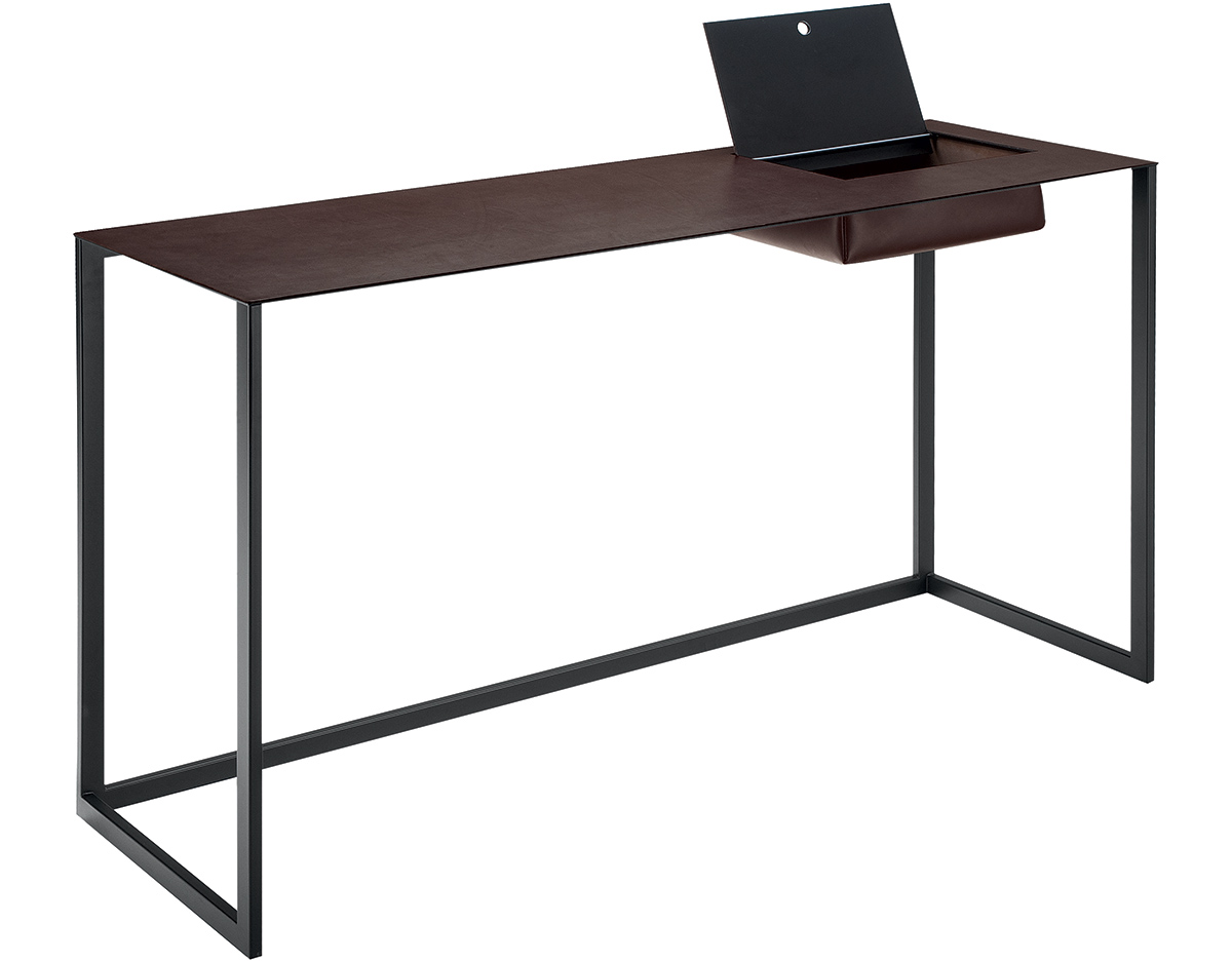 calamo desk