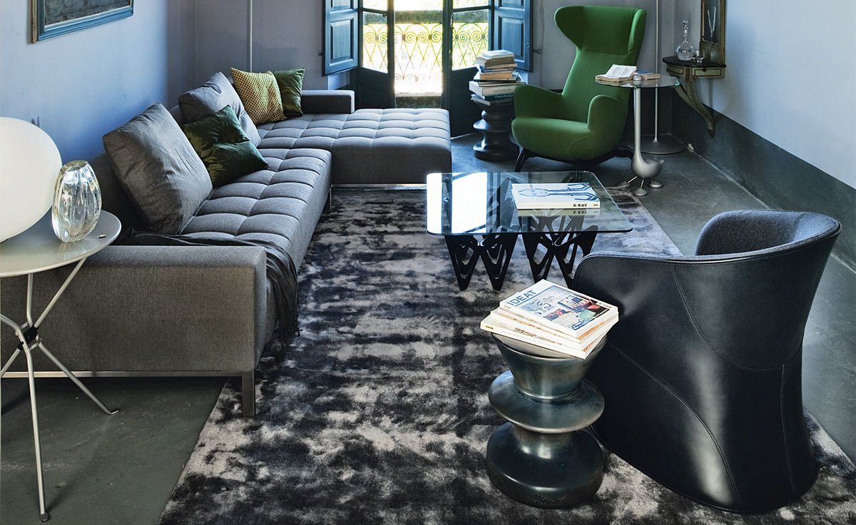 calla chair with cowhide exterior