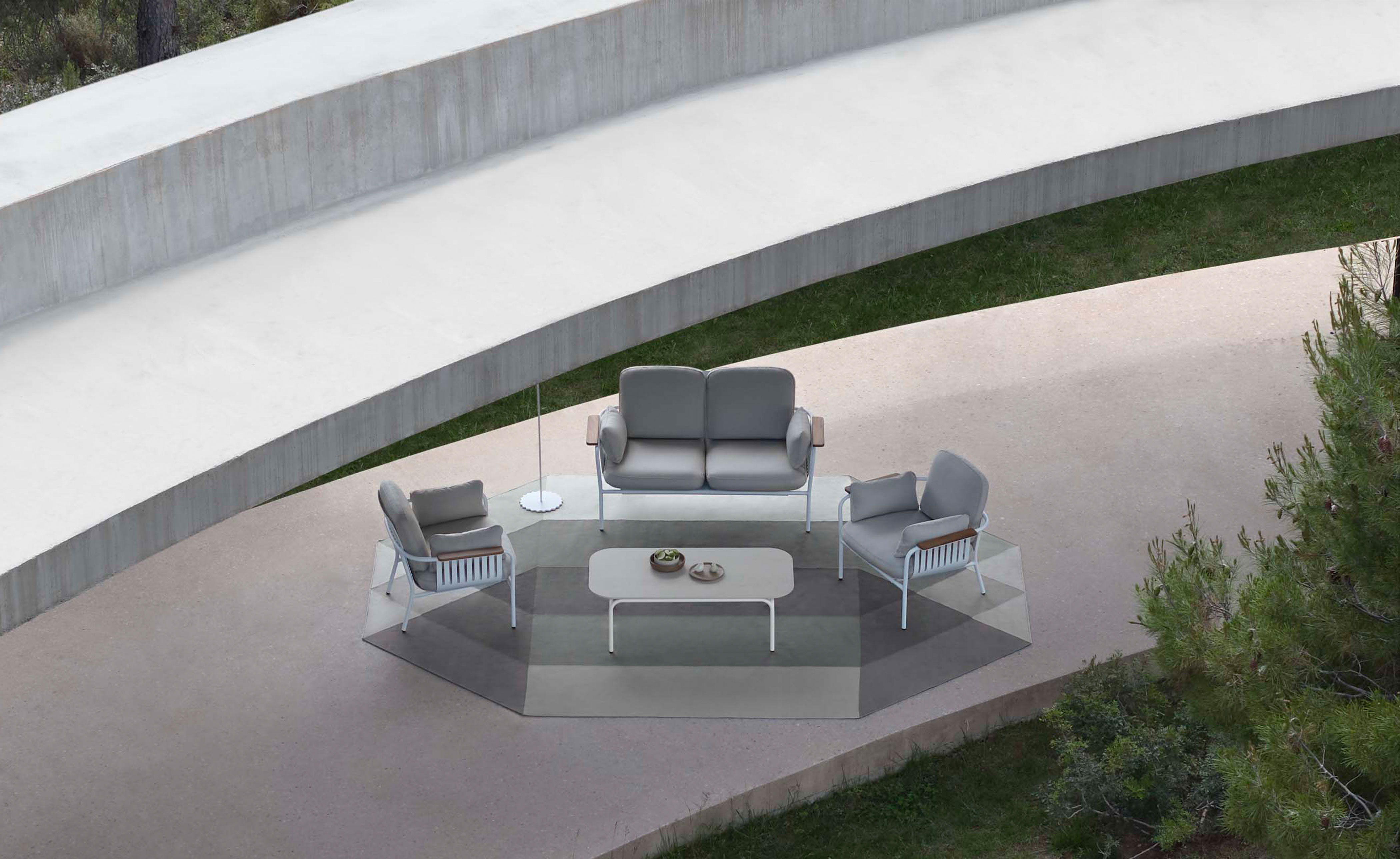 Capa 2 Seat Sofa
