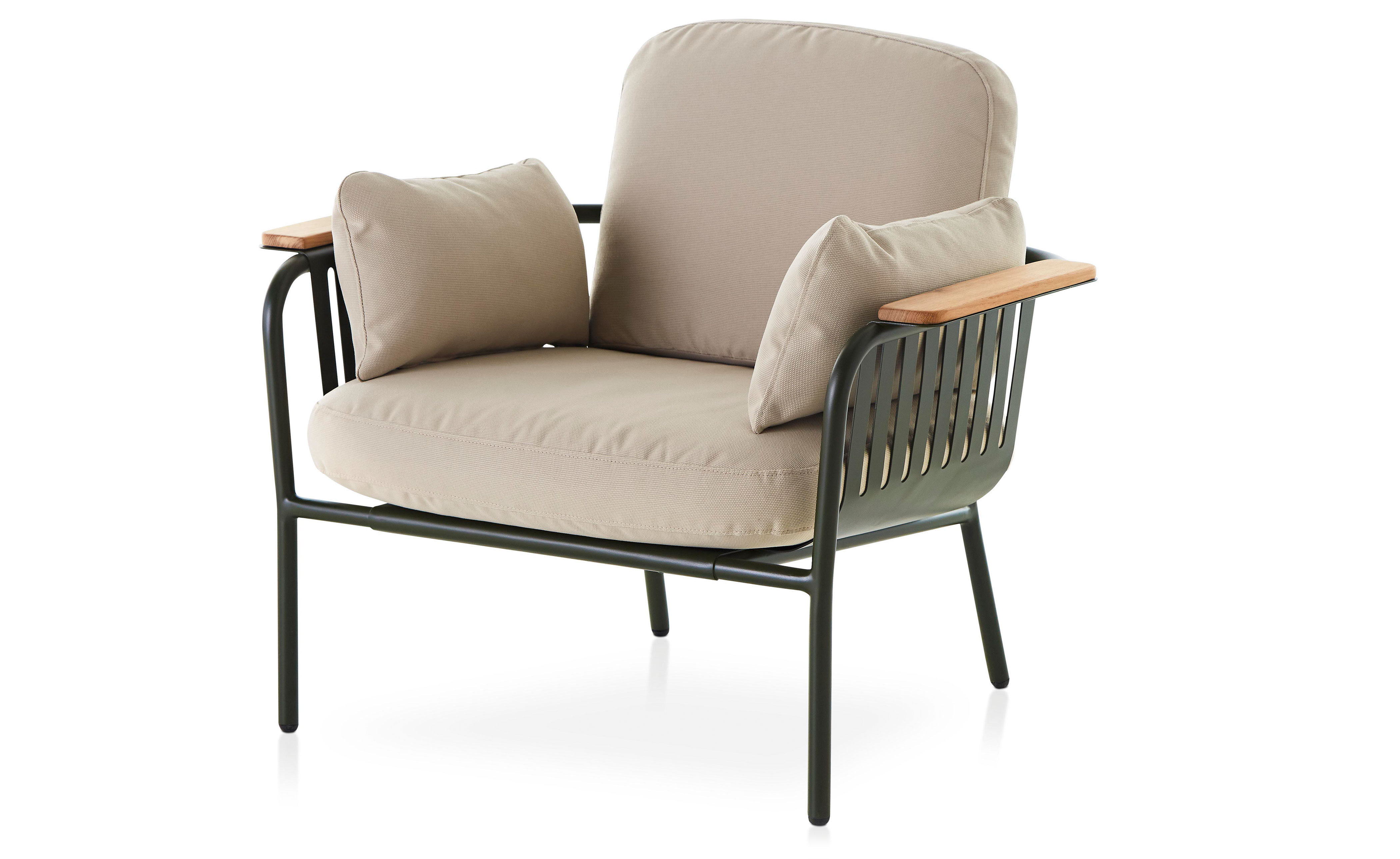 Capa Lounge Chair