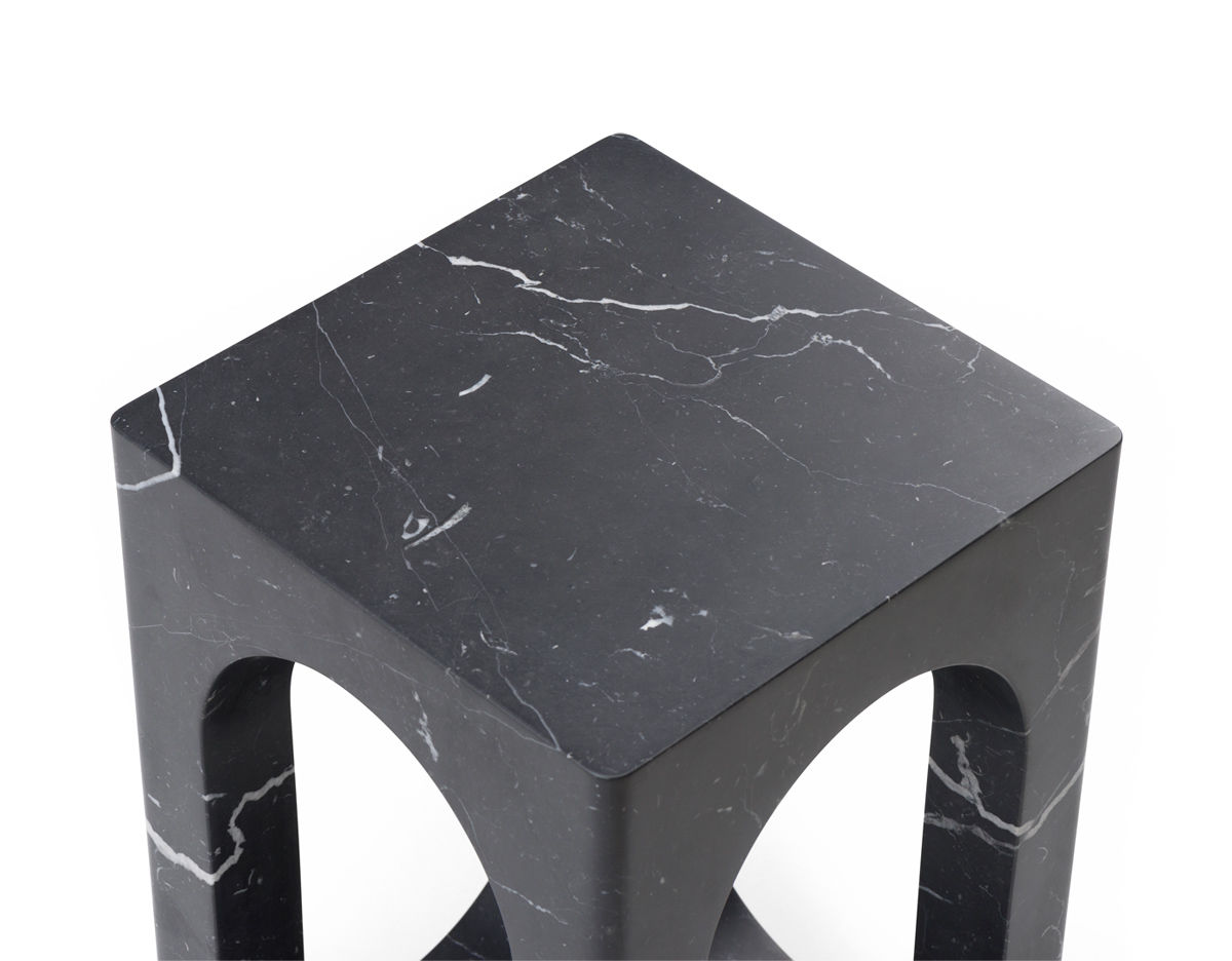carlo side table 409