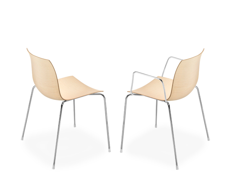 catifa 46 four leg wood armchair