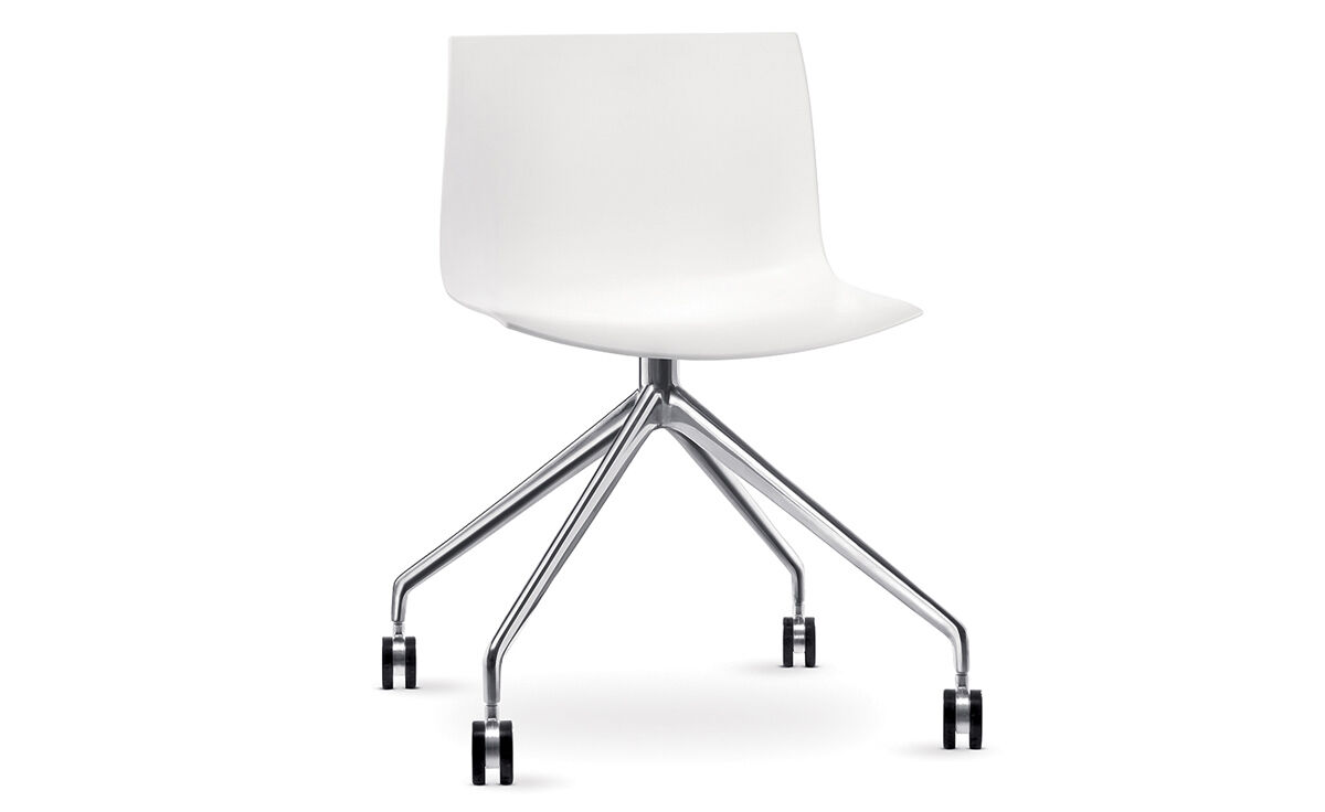 catifa 53 polypropylene chair with trestle base