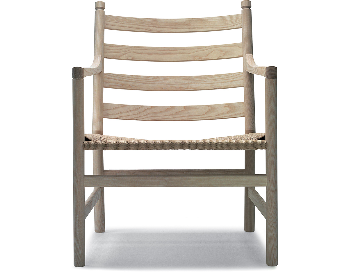 ch44 easy chair
