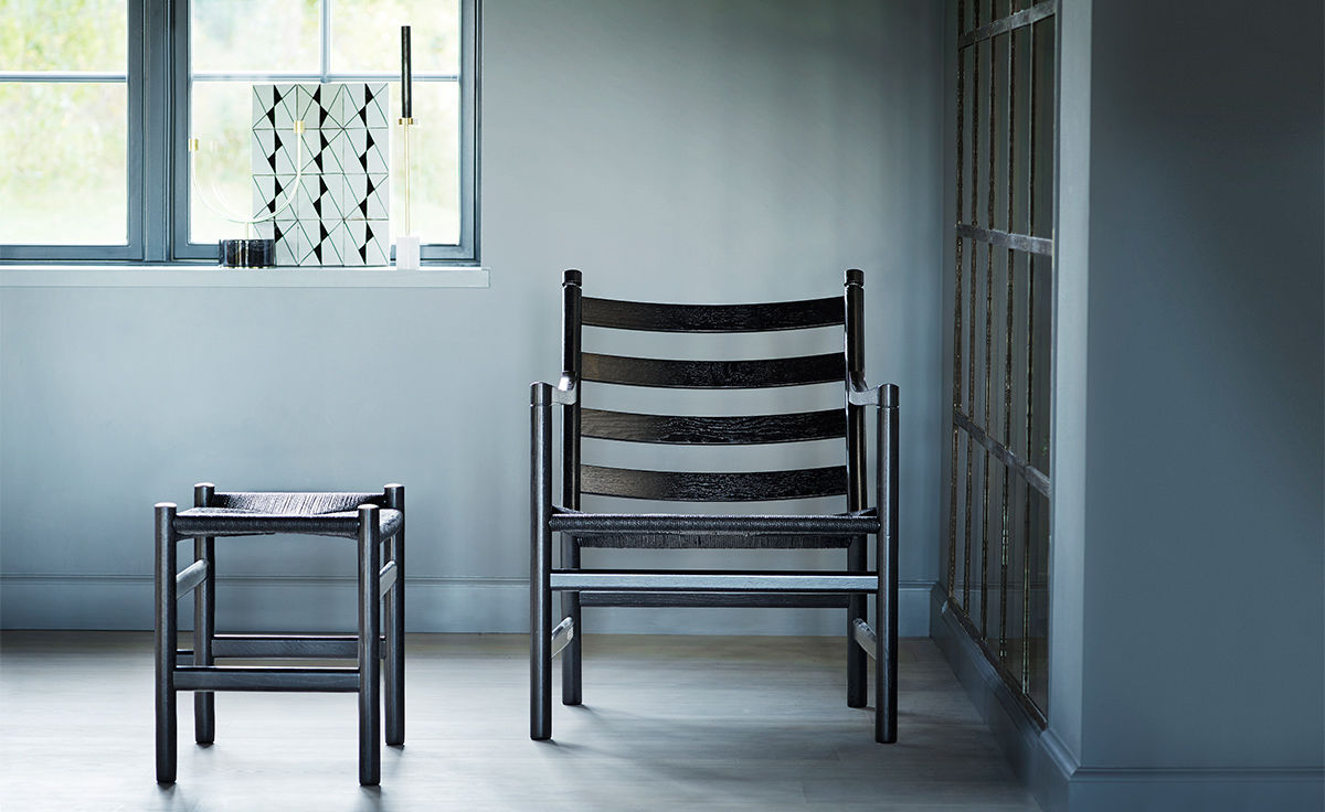 ch44 easy chair