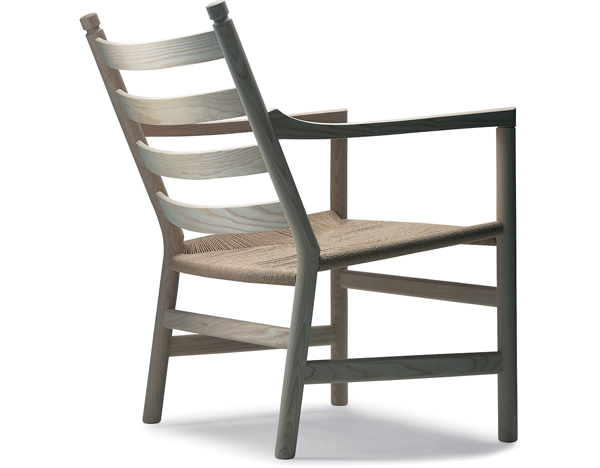 ch44 easy chair
