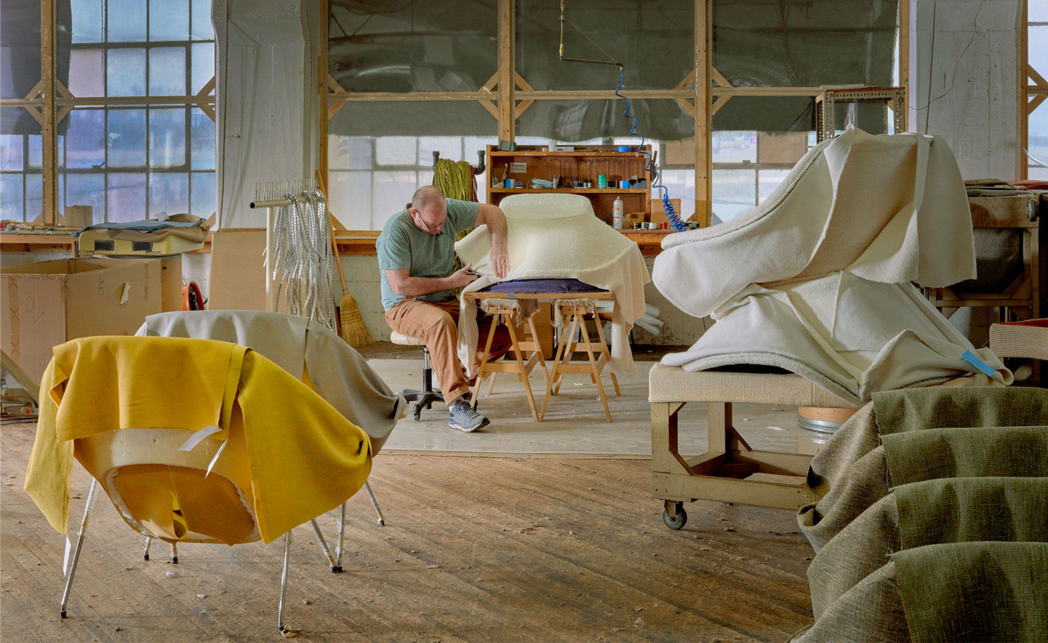 child's saarinen womb chair