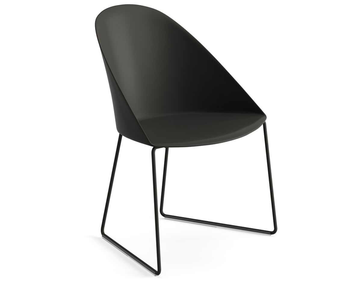 cila polypropylene chair with sled base