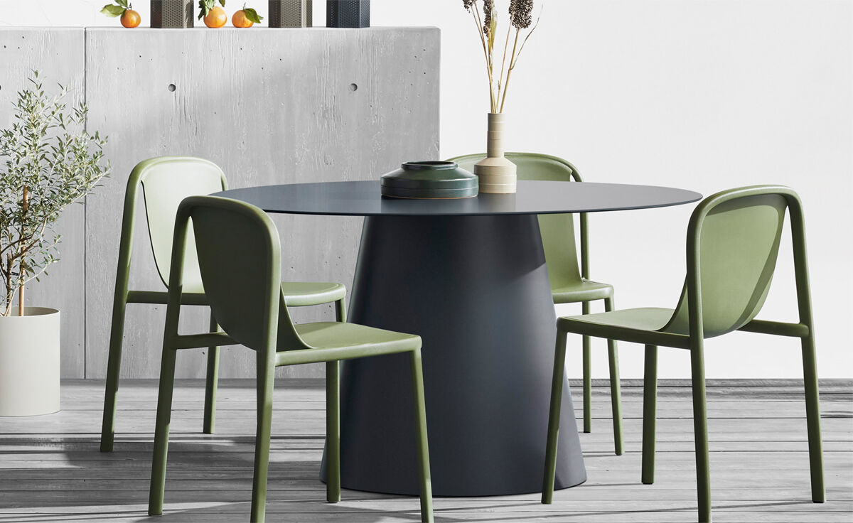 circula dining table