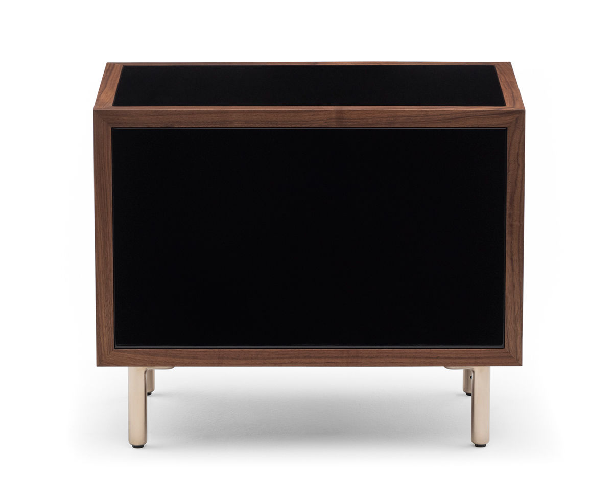 classon bedside chest 063