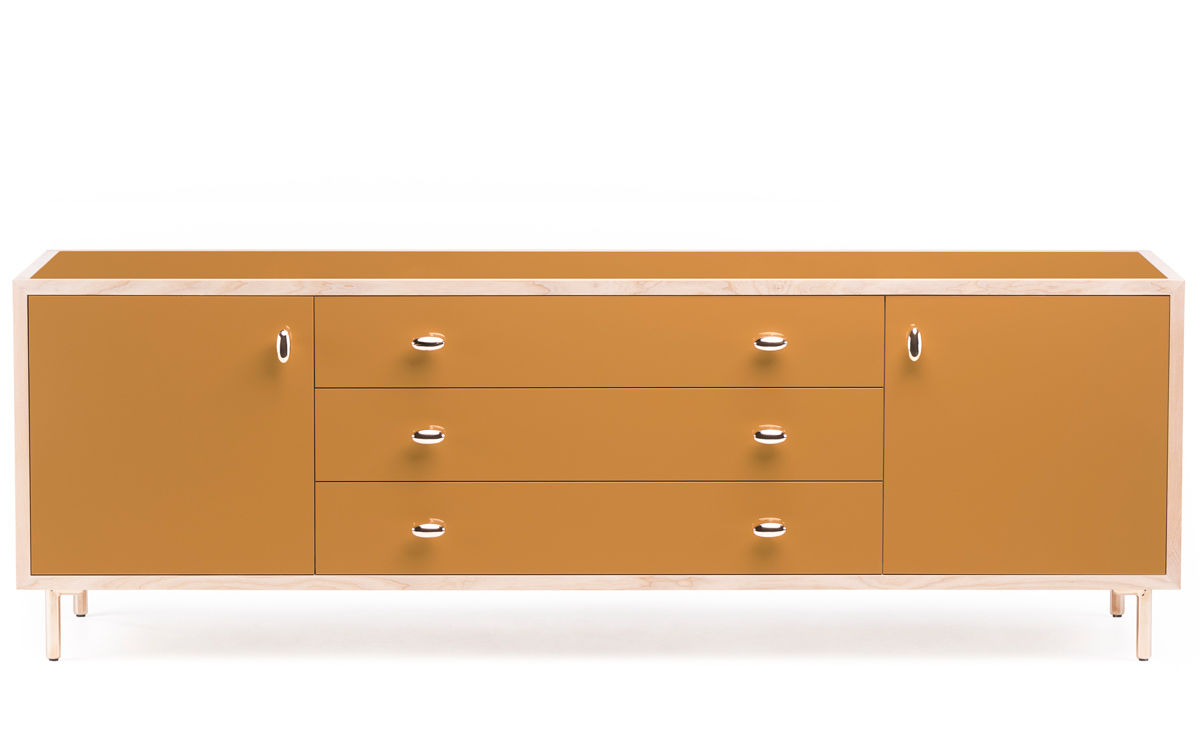 classon 2 door 3 drawer sideboard 052j