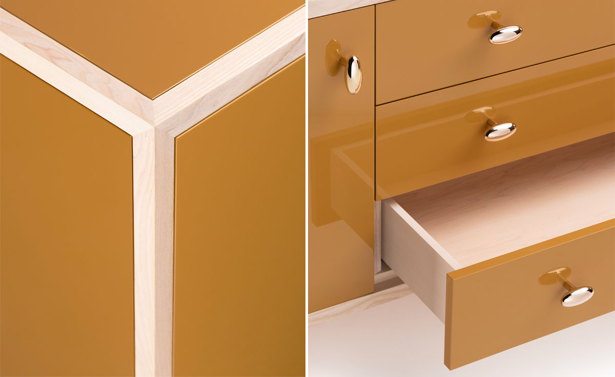 classon 2 door 3 drawer sideboard 052j