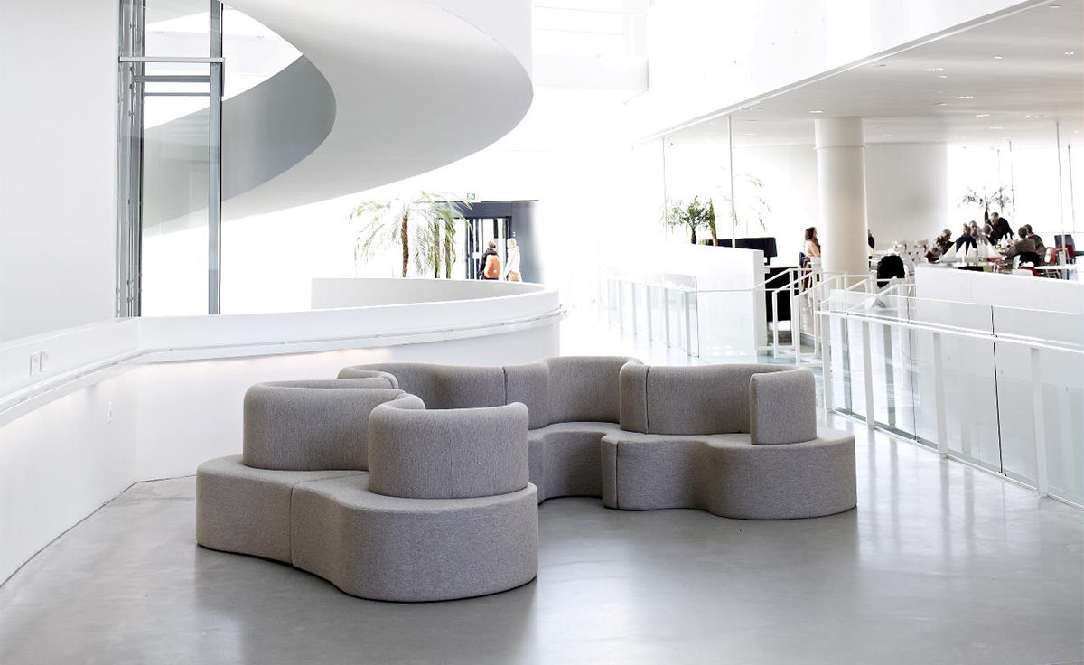 panton cloverleaf 6 unit sofa