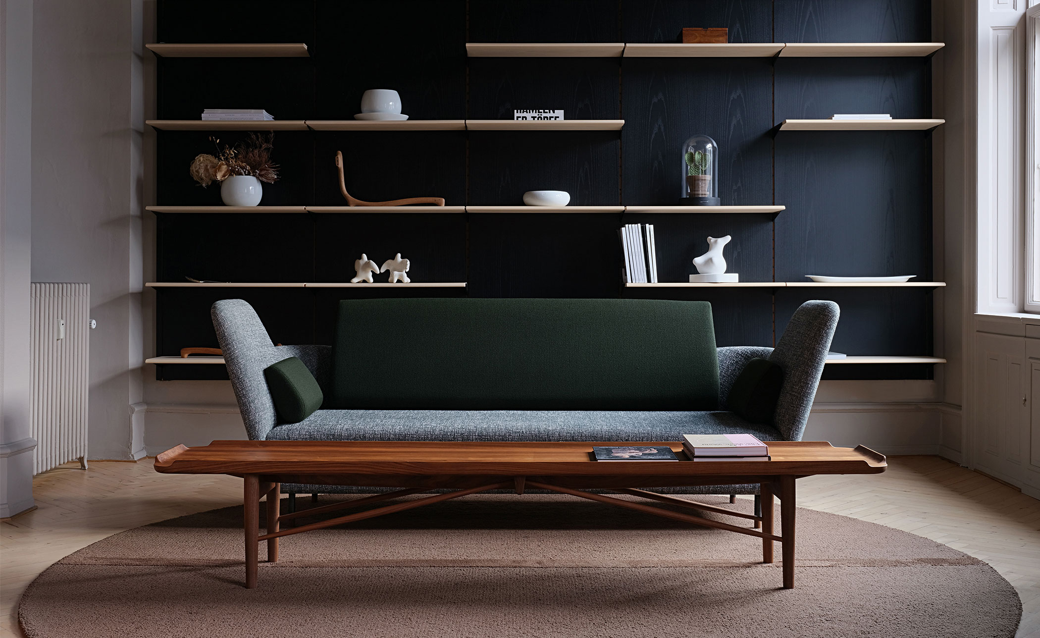 Cocktail Bench