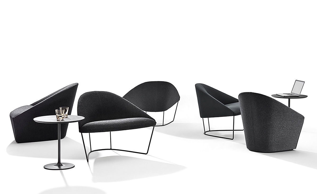colina fully upholstered medium lounge chair