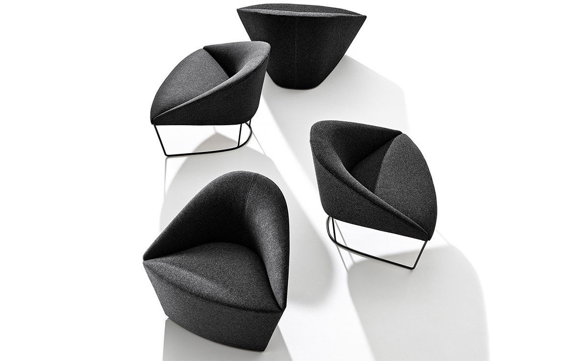 colina lounge chair with sled base
