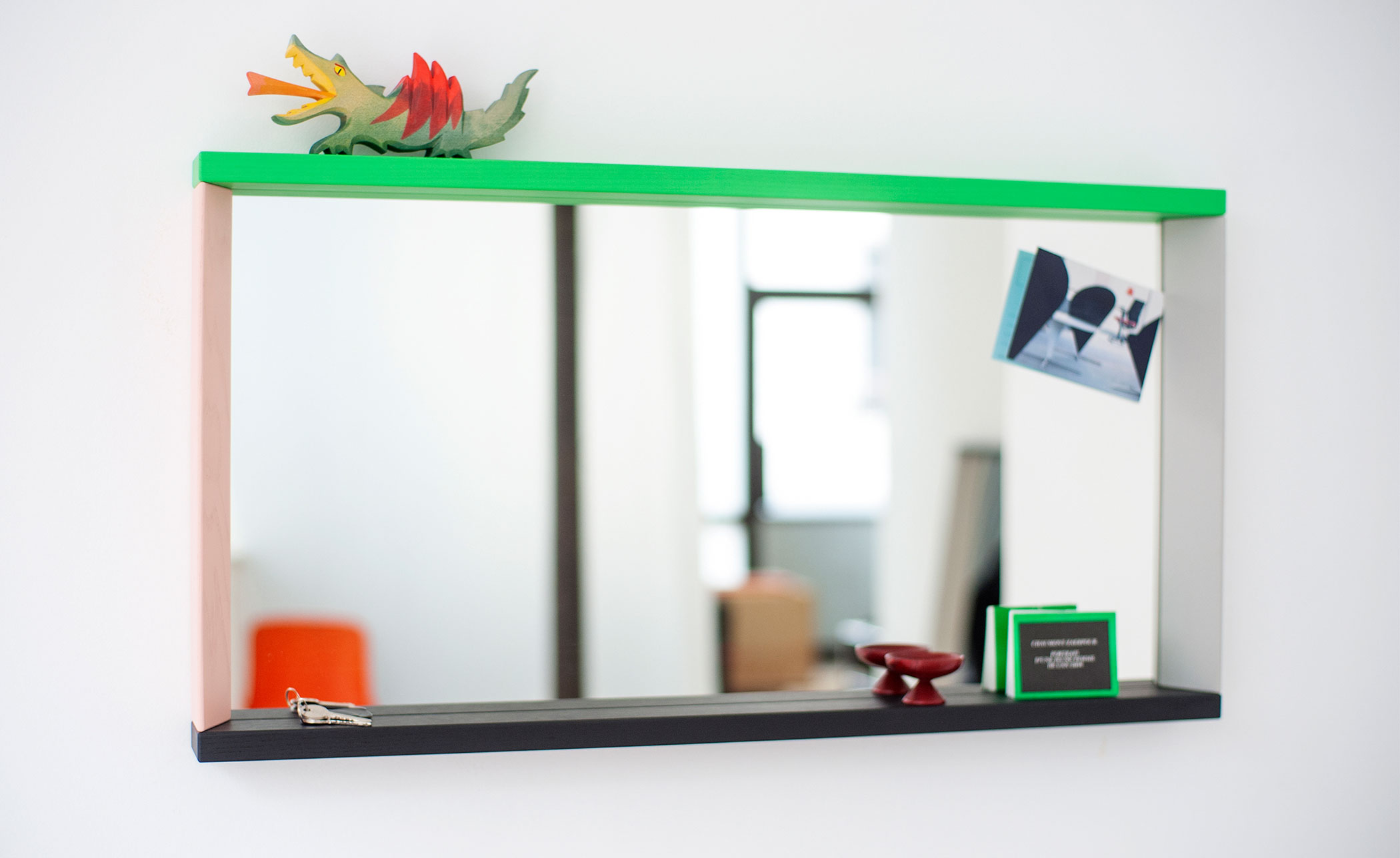 color frame mirror