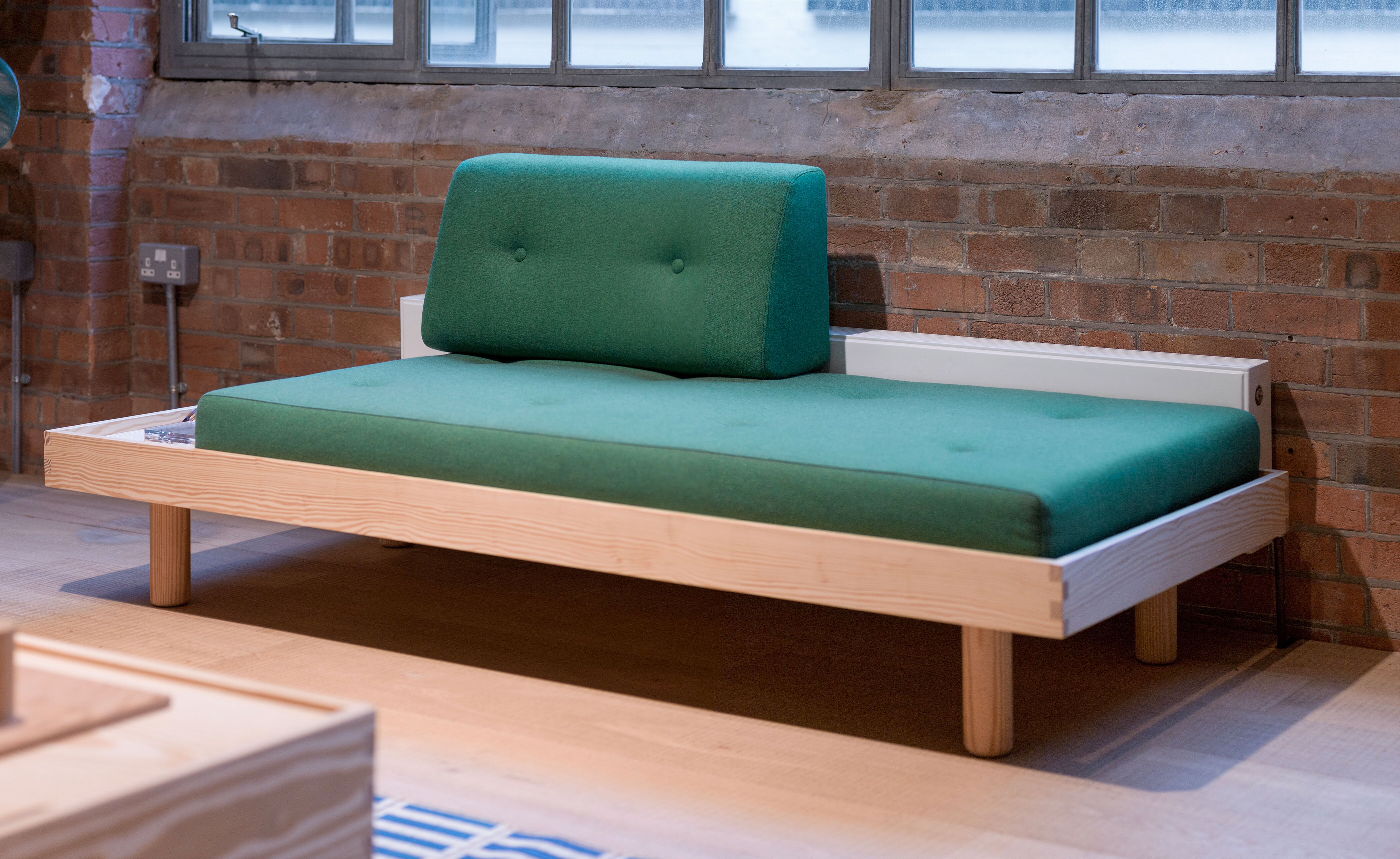 Crate Daybed