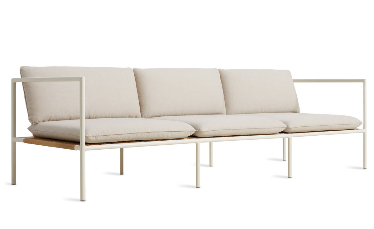 dog days outdoor 3 seat sofa