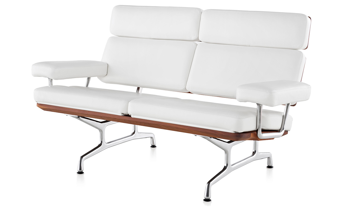 eames&reg; 2 seat sofa