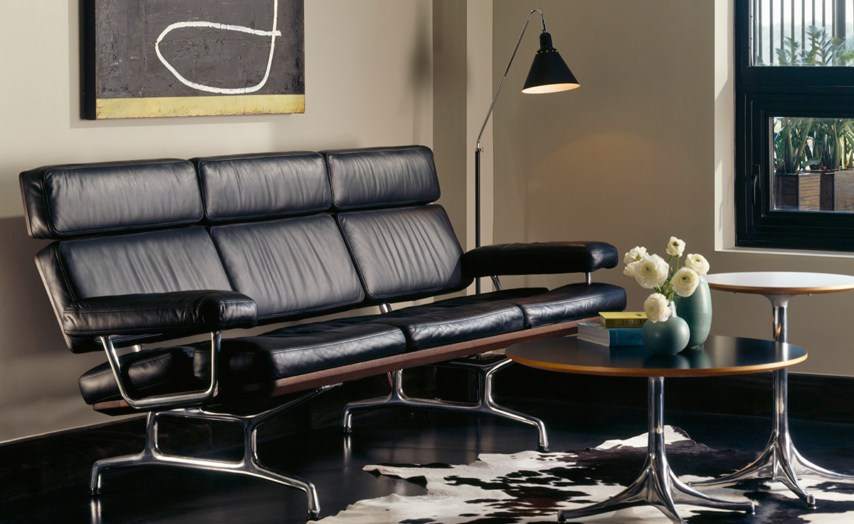 eames&reg; 3 seater sofa