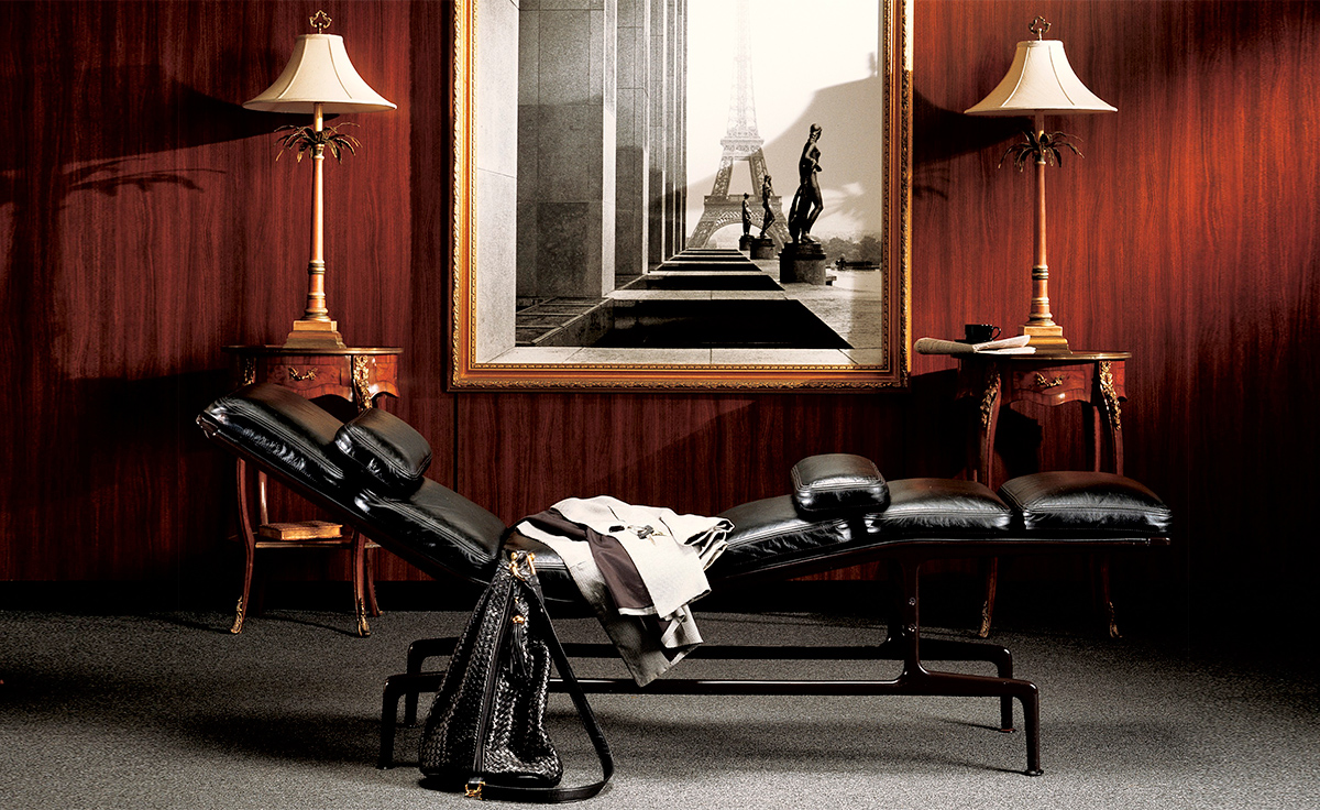 eames&reg; chaise