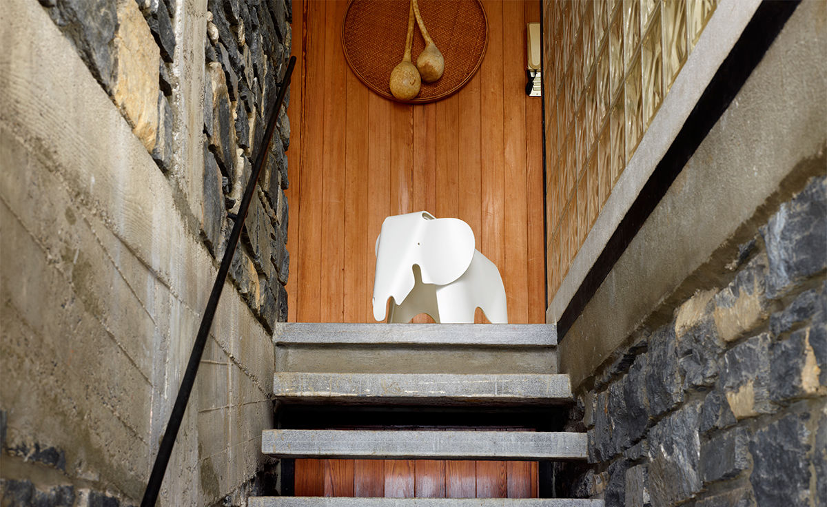eames elephant plastic standard