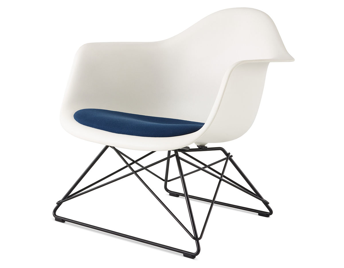 eames&reg; molded armchair with low wire base and seat pad