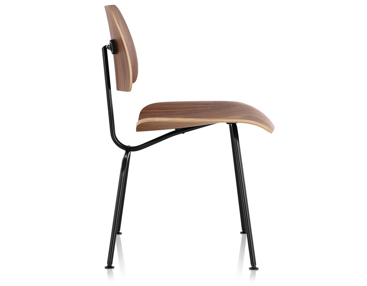eames&reg; molded plywood dining chair dcm