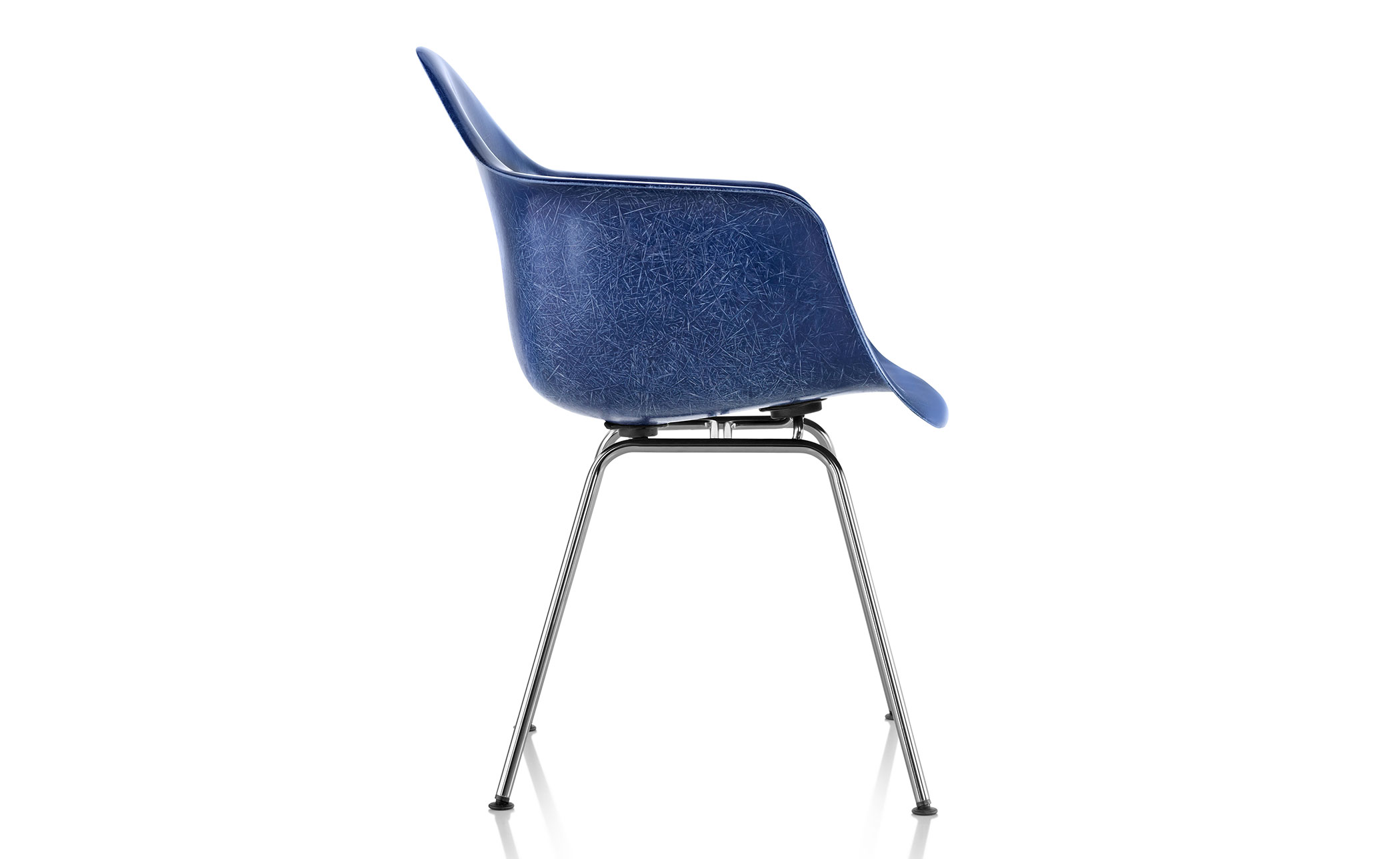 eames&reg; molded fiberglass armchair with 4 leg base