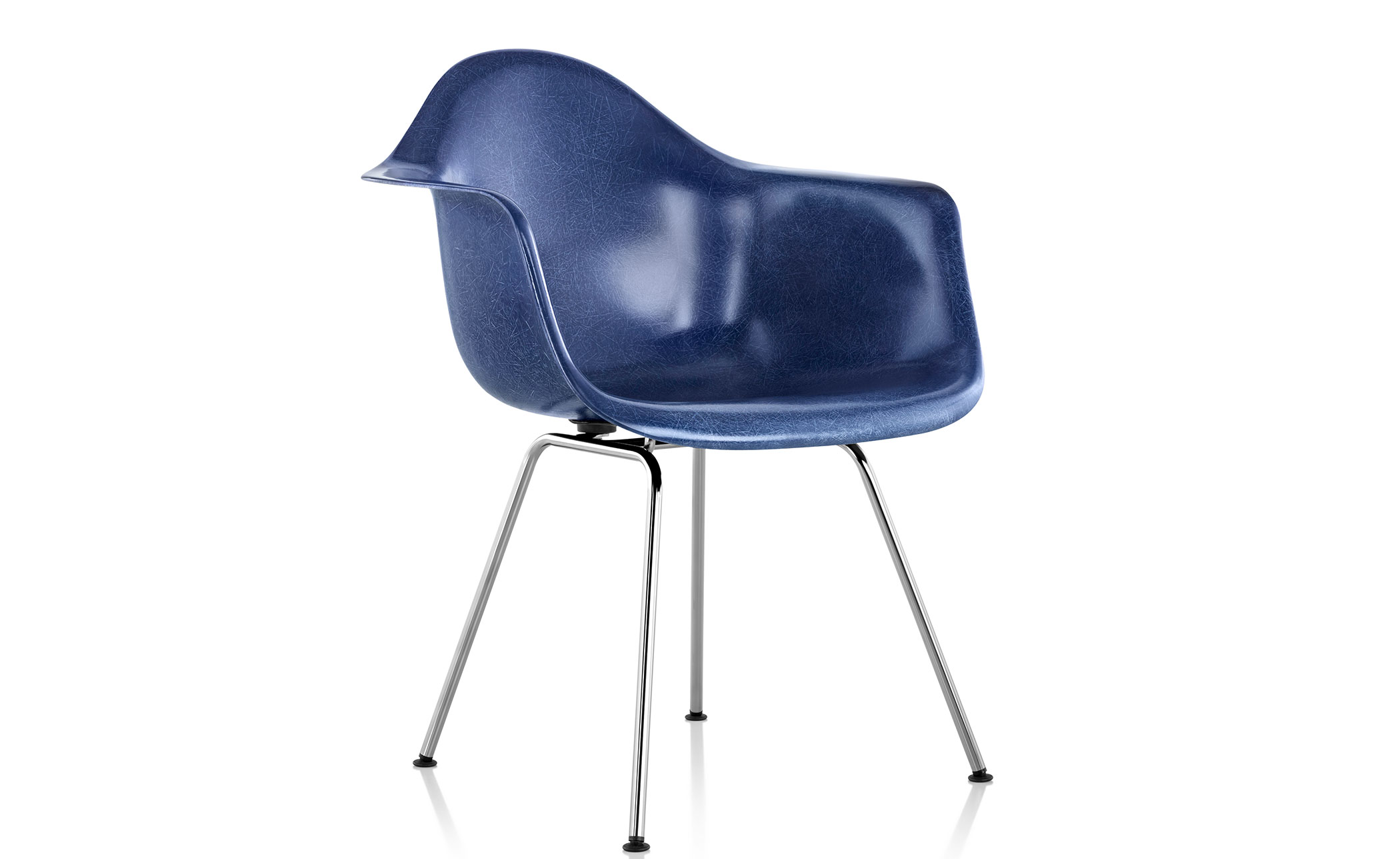 eames&reg; molded fiberglass armchair with 4 leg base