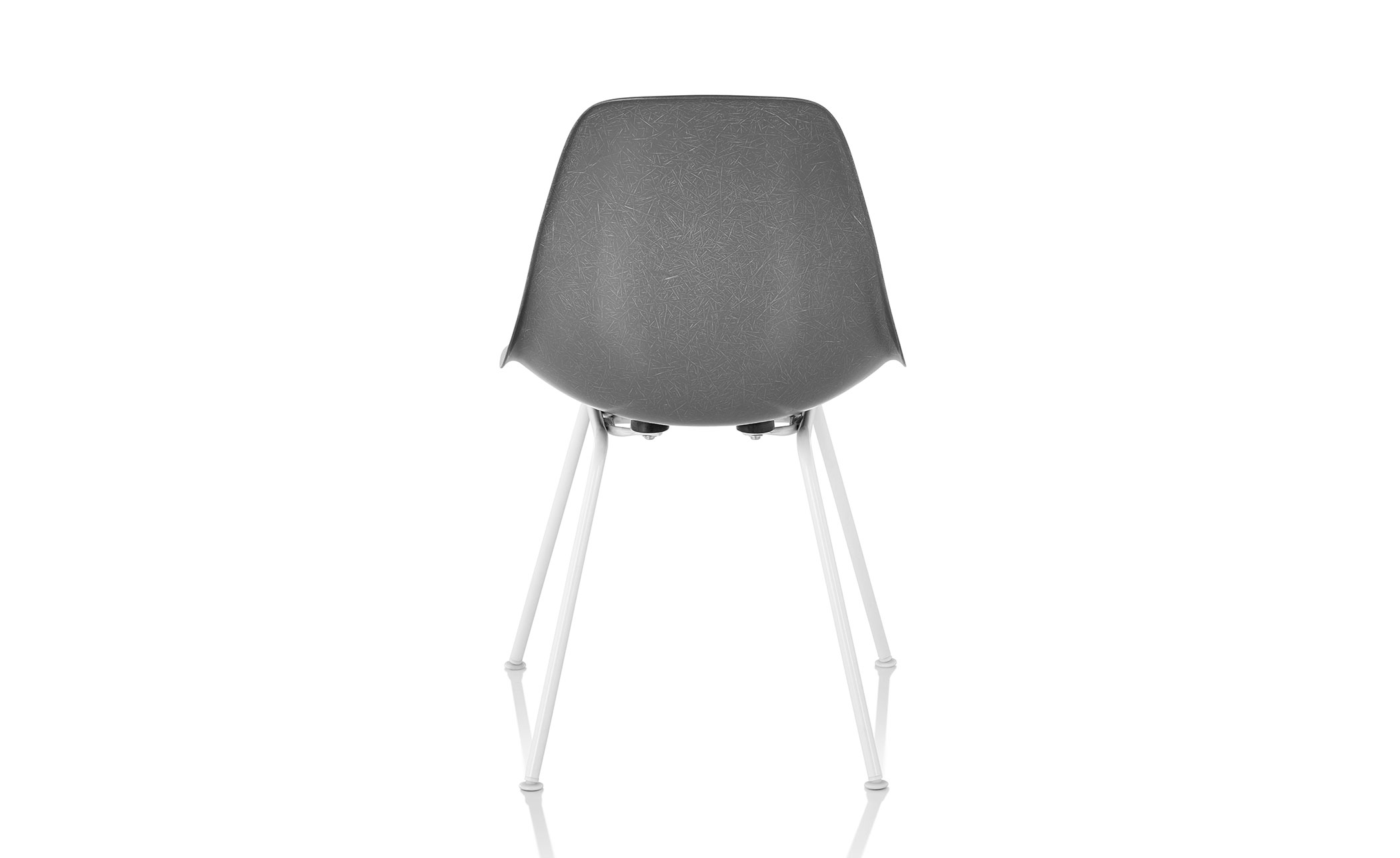eames&reg; molded fiberglass side chair with 4 leg base