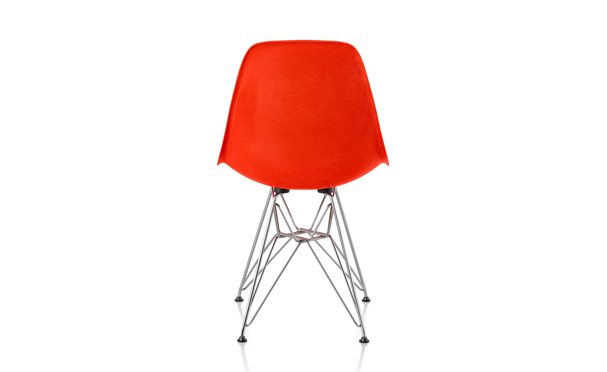 eames&reg; molded fiberglass side chair with wire base