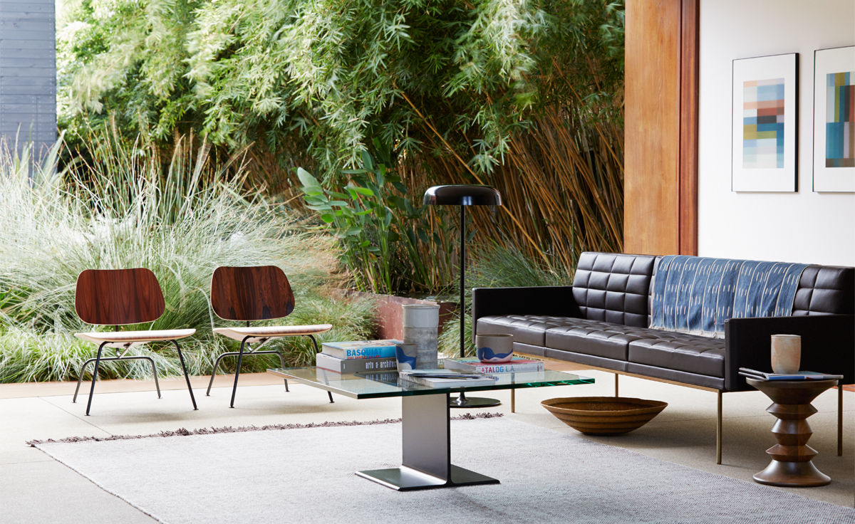 eames&reg; molded plywood lounge chair lcm